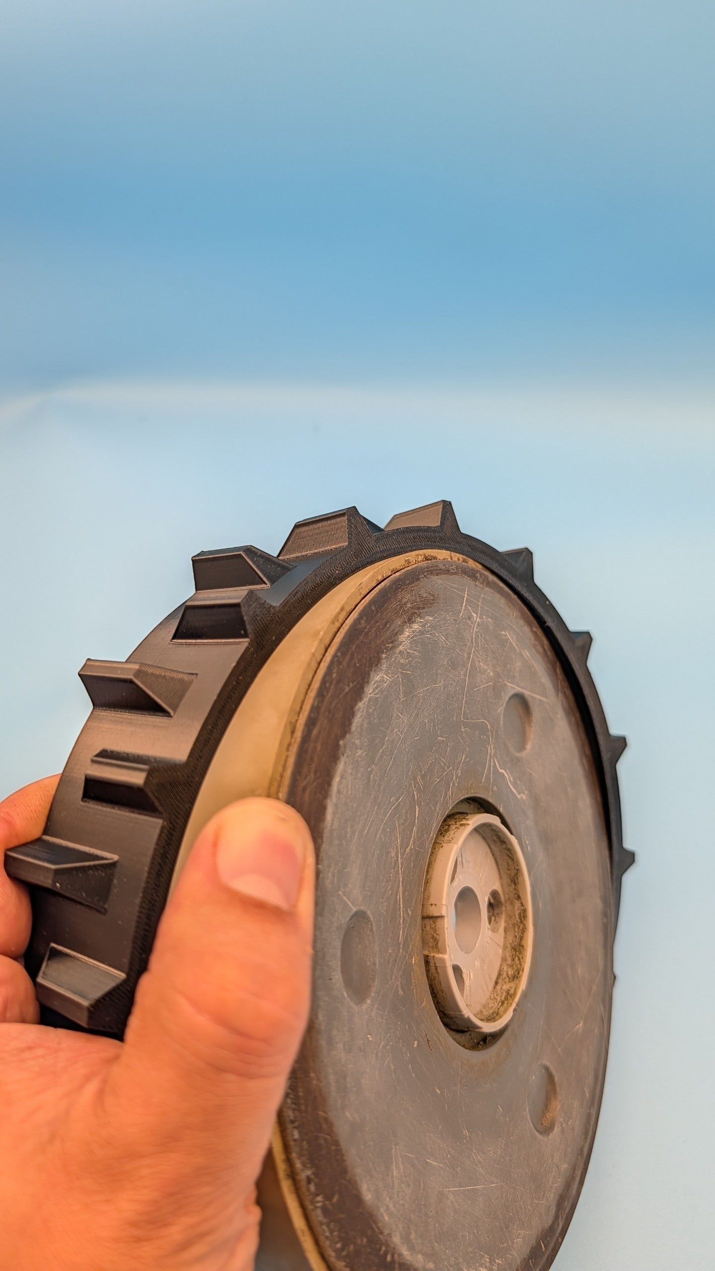 TPU Offroad Reifen für Husqvarna Automower 405X | Grip Upgrade für mehr Traktion bei Nässe & Steigungen